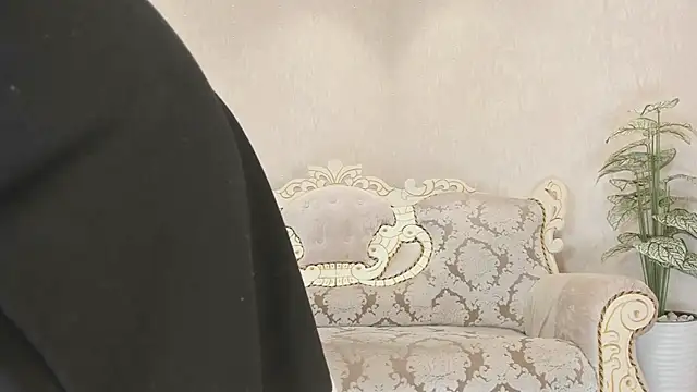 loveame online show from November 12, 2025, 4:00 pm