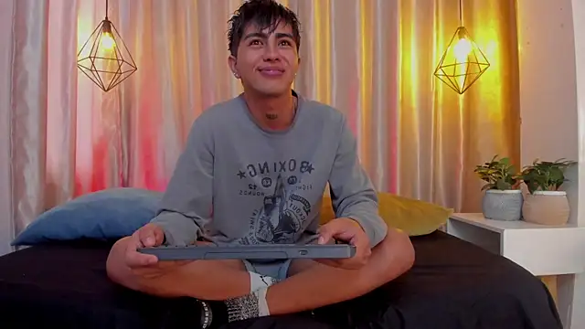 Snapshot of arion_sherwind chatting on September 8, 2025, 7:13 pm arion sherwind online show from September 8, 2025, 7:13 pm