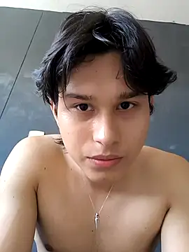 TeddyBear 07 online show from September 13, 2025, 1:33 pm