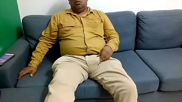 HomHot47 online show from October 24, 2025, 2:32 am