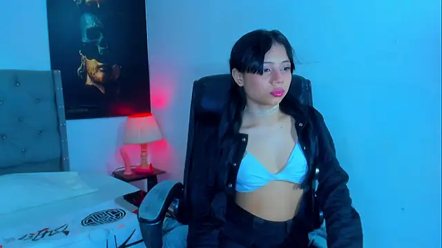 Snapshot of megan_rousexx chatting on October 19, 2025, 9:28 pm megan rousexx online show from October 19, 2025, 9:28 pm