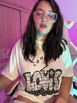 Angeldusttt online show from April 2, 2026, 12:29 am