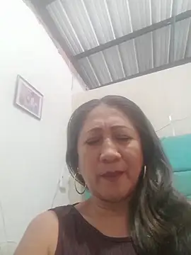Snapshot of LizaMintelli chatting on May 7, 2026, 6:00 pm LizaMintelli online show from May 7, 2026, 6:00 pm