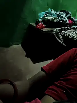 Snapshot of Shreyaaa_1 chatting on October 5, 2025, 4:09 pm Shreyaaa 1 online show from October 5, 2025, 4:09 pm