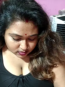 hotbhabhi011 online show from March 23, 2026, 3:56 pm