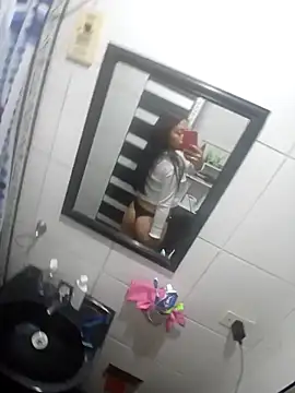 Snapshot of Venuxx chatting on November 23, 2025, 9:36 pm Venuxx online show from November 23, 2025, 9:36 pm