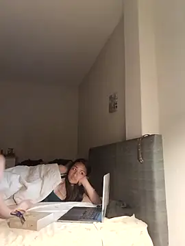 Snapshot of Venuxx chatting on November 20, 2025, 3:29 am Venuxx online show from November 20, 2025, 3:29 am