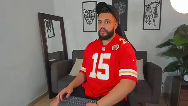 Justin kingX7 online show from April 11, 2026, 7:45 am