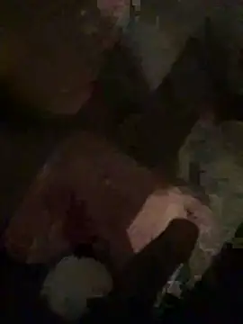 Madlabantu02 online show from April 14, 2026, 4:17 am