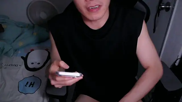 Snapshot of y610809yy chatting on July 28, 2026, 4:39 pm y610809yy online show from July 28, 2026, 4:39 pm