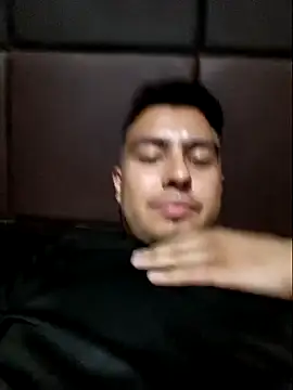 Aaia93 online show from April 15, 2026, 5:35 am