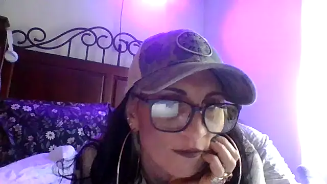 Electra Slash online show from May 15, 2026, 10:30 pm