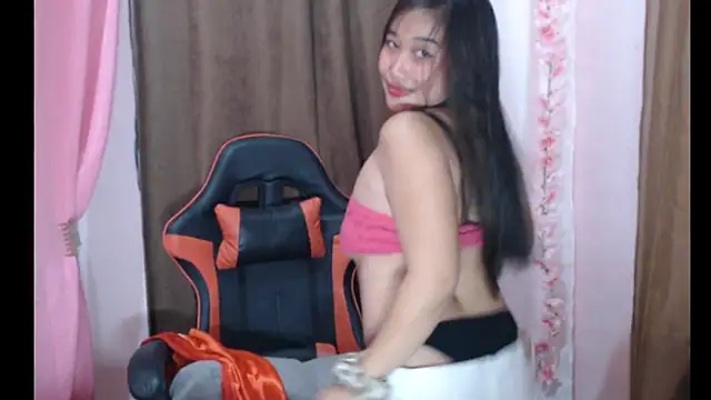 Snapshot of Chubby_HotLady chatting on October 14, 2025, 12:50 pm Chubby HotLady online show from October 14, 2025, 12:50 pm