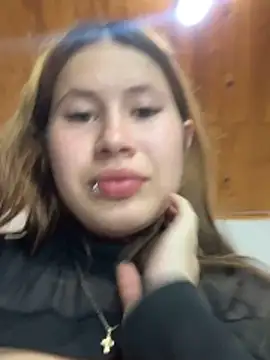 Olivia11  online show from November 20, 2025, 1:39 am