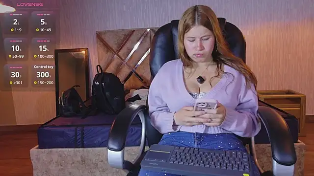 Olivia11  online show from January 13, 2026, 11:58 am