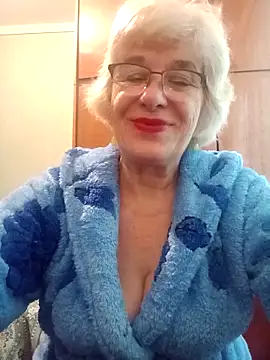 52MiaLove02 online show from October 4, 2025, 7:10 am