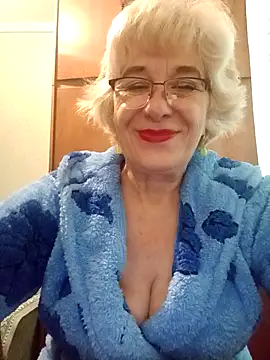 52MiaLove02 online show from October 5, 2025, 6:48 am