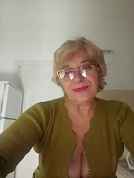 52MiaLove02 online show from January 6, 2026, 5:33 am