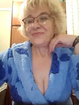 52MiaLove02 online show from October 29, 2025, 5:56 pm