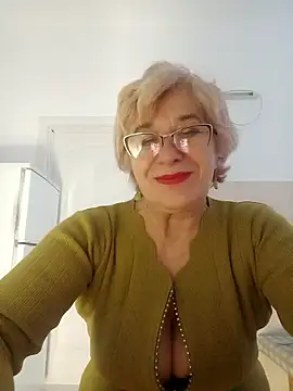 52MiaLove02 online show from January 9, 2026, 5:47 am