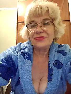 52MiaLove02 online show from October 8, 2025, 5:02 pm