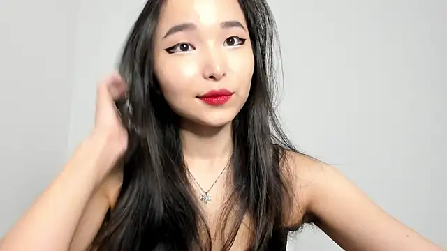 Snapshot of Soyun_Mia chatting on December 18, 2025, 1:15 pm Soyun Mia online show from December 18, 2025, 1:15 pm