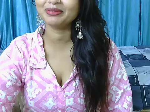 priya-kumari22 online show from October 7, 2025, 5:08 am