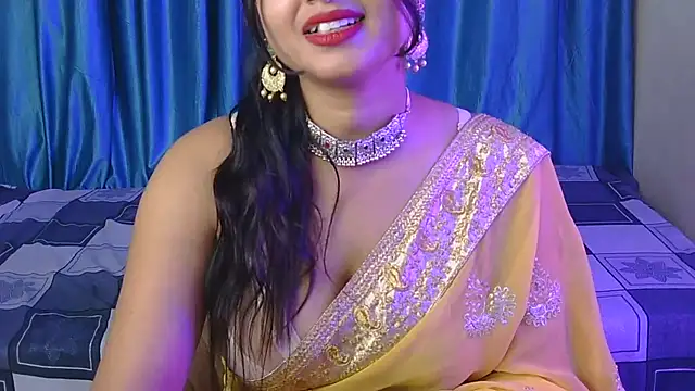 priya-kumari22 online show from November 20, 2025, 4:24 am