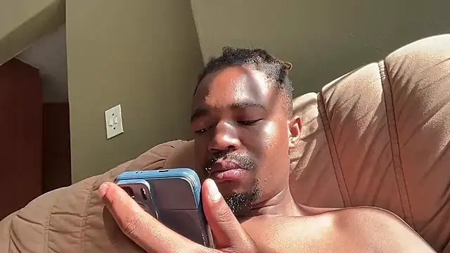 Snapshot of Cianda24 chatting on January 8, 2026, 5:57 am Cianda24 online show from January 8, 2026, 5:57 am