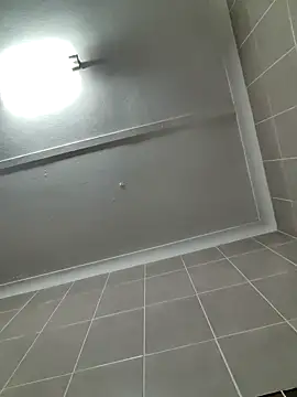 Snapshot of Cianda24 chatting on December 14, 2025, 8:14 pm Cianda24 online show from December 14, 2025, 8:14 pm