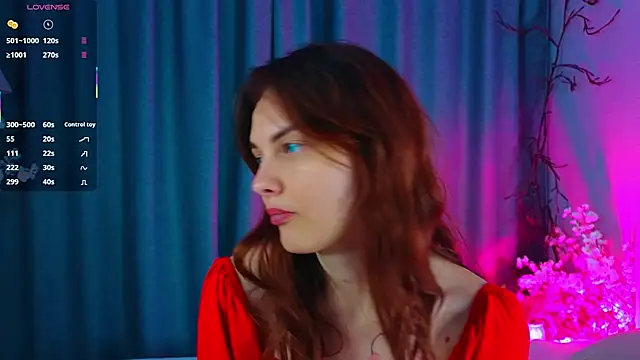 LisaDrake online show from October 3, 2025, 7:26 pm