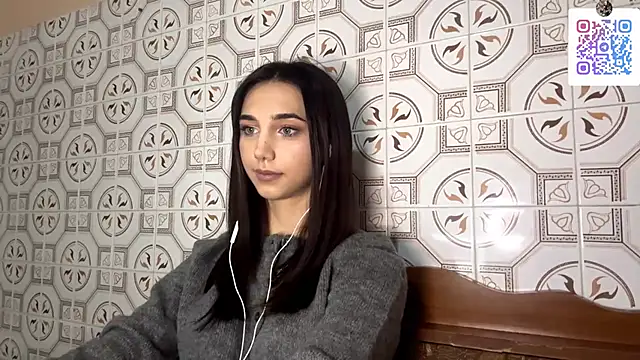 Snapshot of LinaMour chatting on November 20, 2025, 10:09 pm LinaMour online show from November 20, 2025, 10:09 pm