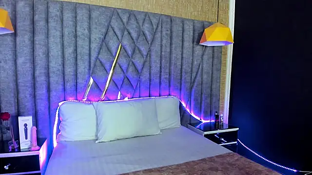 Snapshot of SkylerBloomm chatting on February 14, 2026, 3:07 am SkylerBloomm online show from February 14, 2026, 3:07 am