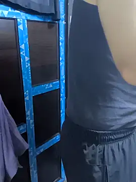 Snapshot of yazinyazin1 chatting on November 9, 2025, 6:12 pm yazinyazin1 online show from November 9, 2025, 6:12 pm