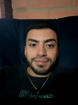 Snapshot of Alexander_Diiaz chatting on October 12, 2025, 1:07 am Alexander Diiaz online show from October 12, 2025, 1:07 am