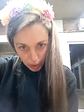 Heisi-Sex online show from September 24, 2025, 1:35 am