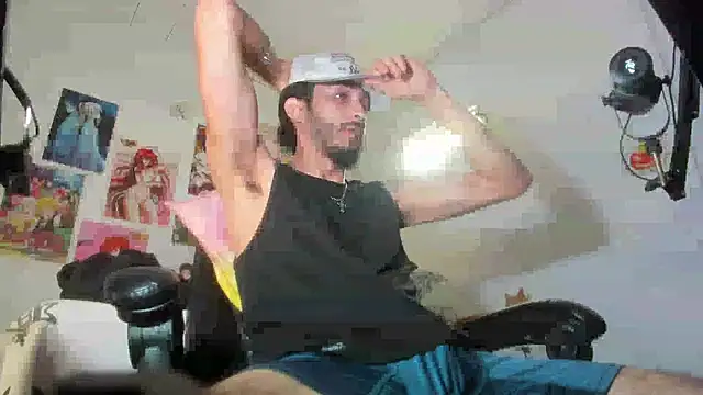 Snapshot of LovexJuxn_ chatting on November 21, 2025, 12:26 pm LovexJuxn online show from November 21, 2025, 12:26 pm