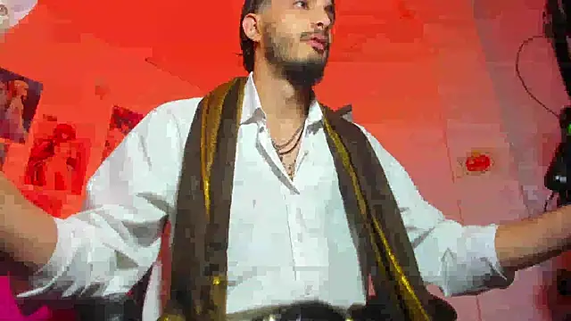 Snapshot of LovexJuxn_ chatting on December 16, 2025, 9:30 pm LovexJuxn online show from December 16, 2025, 9:30 pm