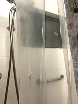 Snapshot of crashnasty chatting on September 23, 2025, 3:24 am crashnasty online show from September 23, 2025, 3:24 am