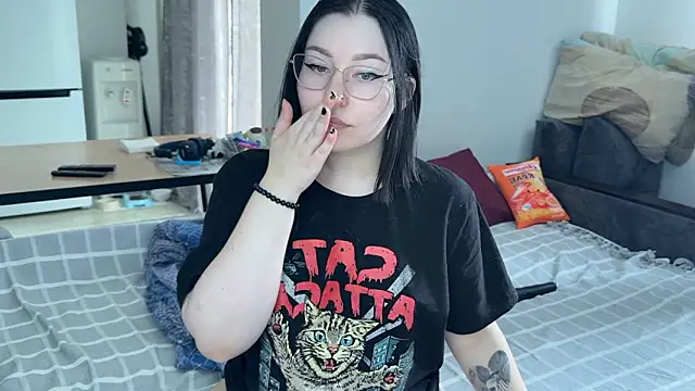 MargarettRose online show from February 20, 2026, 6:26 am