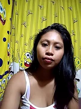 Snapshot of UrSweetAsianLady_02 chatting on October 13, 2025, 8:32 pm UrSweetAsianLady 02 online show from October 13, 2025, 8:32 pm