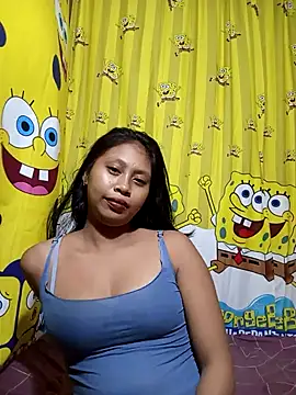 Snapshot of UrSweetAsianLady_02 chatting on October 19, 2025, 12:19 pm UrSweetAsianLady 02 online show from October 19, 2025, 12:19 pm