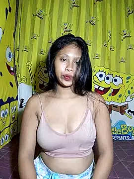 Snapshot of UrSweetAsianLady_02 chatting on October 21, 2025, 10:58 am UrSweetAsianLady 02 online show from October 21, 2025, 10:58 am