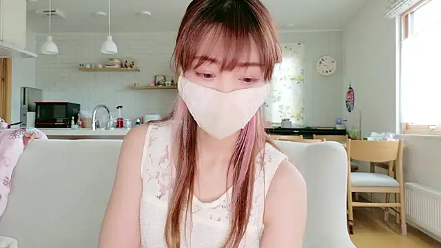 SUZU 1201 online show from April 13, 2026, 12:25 am