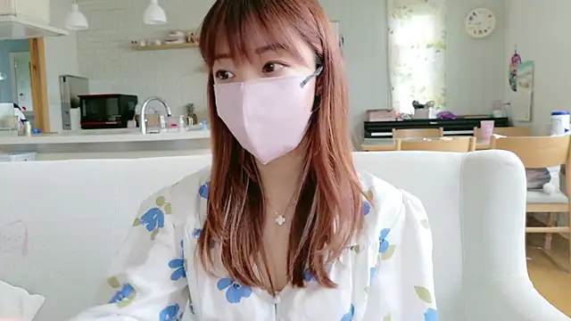 SUZU 1201 online show from May 28, 2026, 11:32 pm