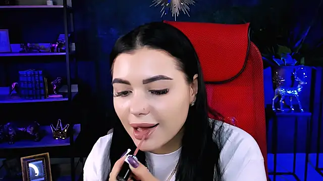 Snapshot of NaomiWilsons chatting on December 18, 2025, 8:41 am NaomiWilsons online show from December 18, 2025, 8:41 am