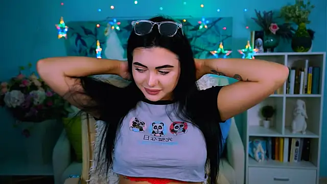 Snapshot of NaomiWilsons chatting on November 11, 2025, 1:50 pm NaomiWilsons online show from November 11, 2025, 1:50 pm