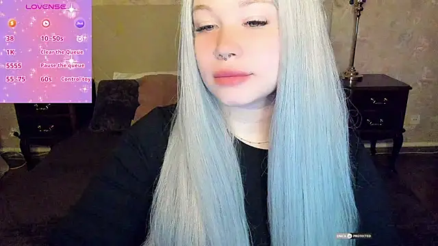 Snapshot of Diana_Dream chatting on October 19, 2025, 8:22 pm Diana Dream online show from October 19, 2025, 8:22 pm