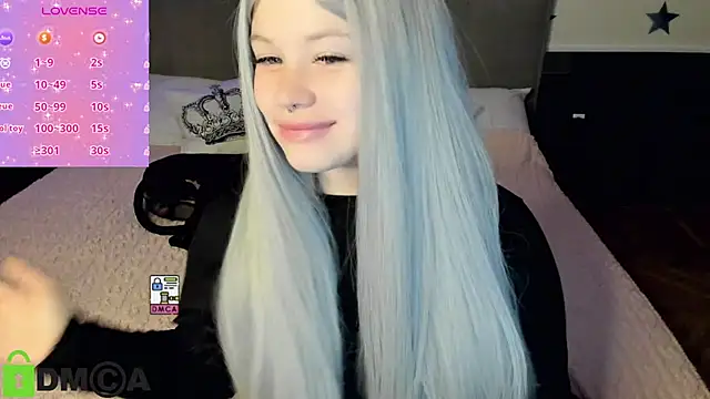 Snapshot of Diana_Dream chatting on October 14, 2025, 7:47 pm Diana Dream online show from October 14, 2025, 7:47 pm