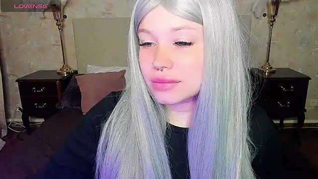 Snapshot of Diana_Dream chatting on October 8, 2025, 7:47 pm Diana Dream online show from October 8, 2025, 7:47 pm